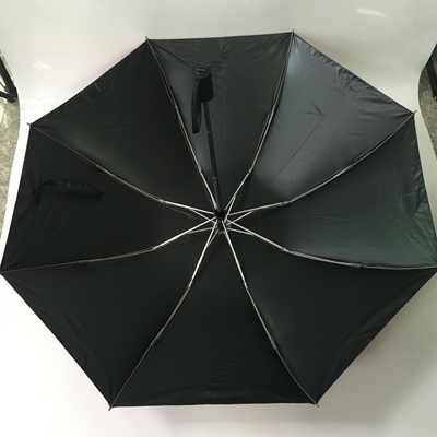Parapluie inversé ouvert et étroit automatique de voyage 22 pouces