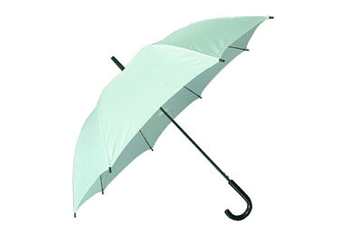 Parapluies du bâton des femmes vert clair, cadre protégeant du vent de parapluie solide de bâton