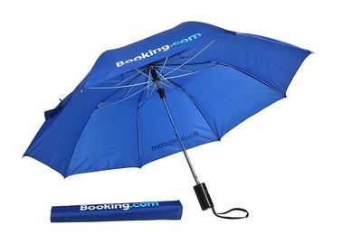 Parapluies faits sur commande ouverts de golf de logo d'automobile, cadre en acier protégeant du vent se pliant de parapluie de golf