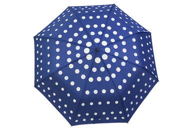 Couleur magique de parapluie créatif complètement automatique protégeant du vent de pli changeant si humide