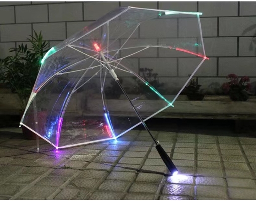Parapluie transparente pour le golf avec lumière LED pour la pluie avec côtes en fibre de verre et arbre en aluminium,