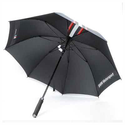 Des parapluies de golf auto-ouverts sur mesure avec poignée EVA, sangle en nylon