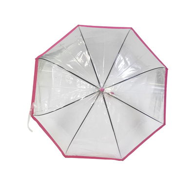 Un parapluie de pluie de 23 pouces avec un tissu transparent