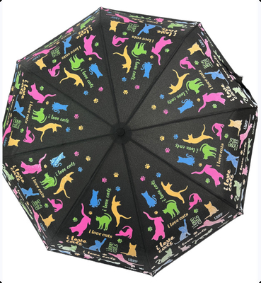 Parapluie à l'épreuve du vent à base de bâton créatif magique qui change de couleur lorsqu'il est mouillé