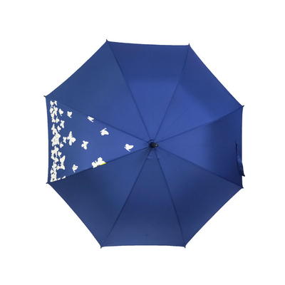 23 " Le motif droit de la surface du parapluie peut changer de couleur lorsqu'il est exposé à l'eau