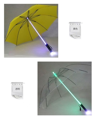 Le parapluie créatif éclairé par LED à tige transparente Instagram populaire
