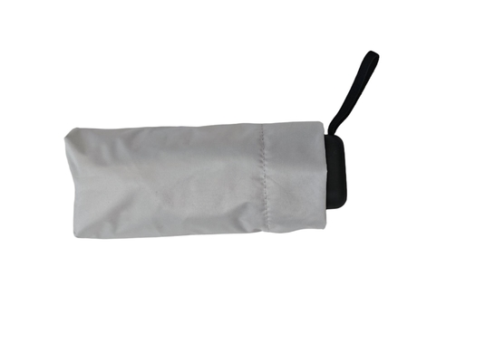 Parapluie de golf compact à 5 couches de 19 pouces UV50 + enduit d'argent