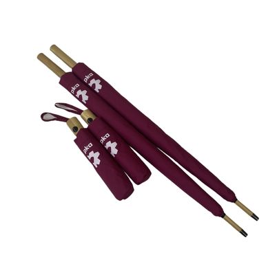 Windproof Burgandy Golf Parasol  Compact Golf Raincoat With Bamboo Handle