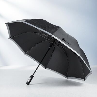 Grand parapluie de voyage automatique avec un diamètre ouvert de 105 cm, des baleines en fibre de verre et une bordure réfléchissante