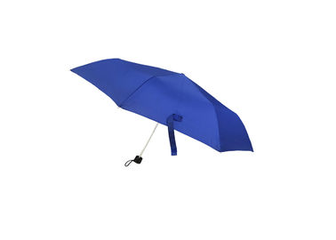 Cadre léger superbe adapté aux besoins du client d'aluminium de tissu de pongé de parapluie pliable bleu