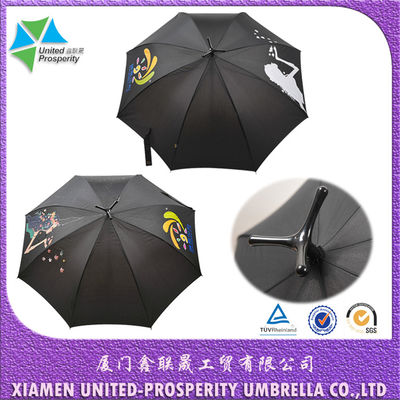 Le parapluie changeant de couleur faite sur commande unique de conception avec adaptent des impressions aux besoins du client