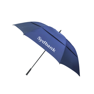 Le parapluie droit protégeant du vent de poignée avec la fibre de verre vue le grand parapluie du golf des hommes