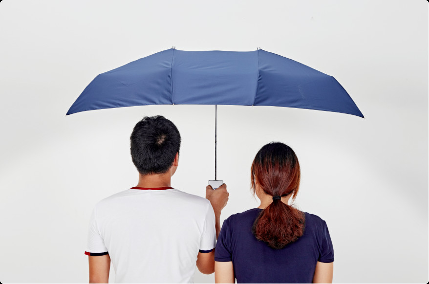Parapluie double de grande taille à l' extérieur Parapluie créative imperméable à l' eau avec logo et performance personnalisés